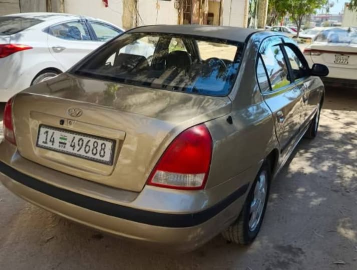 هيونداي النترا 2001