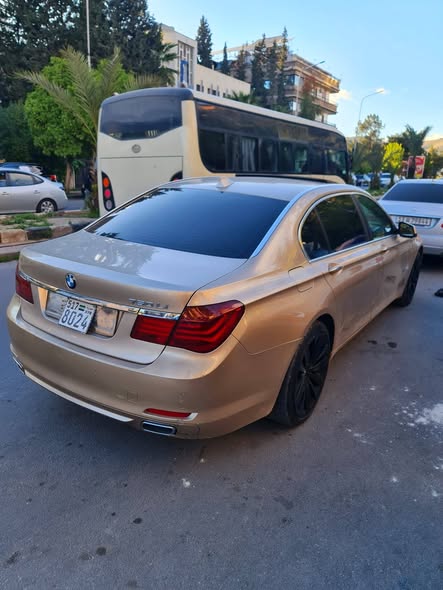 بي إم دبليو 730 2011 - صورة 3