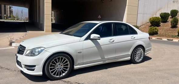مرسيدس سي 250 2012 - صورة 2