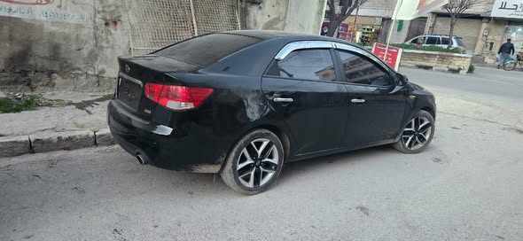 كيا فورتي 2012 - صورة 3
