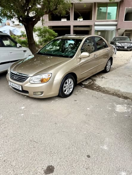كيا سيراتو 2007 - صورة 2