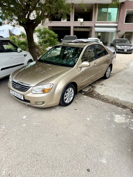 كيا سيراتو 2007 - صورة 3