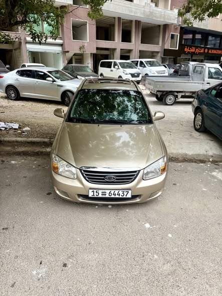 كيا سيراتو 2007 - صورة 4