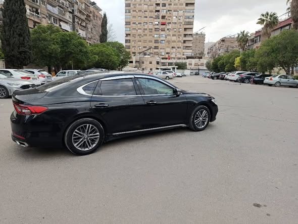 هونداي أزيرا 2018 - صورة 5