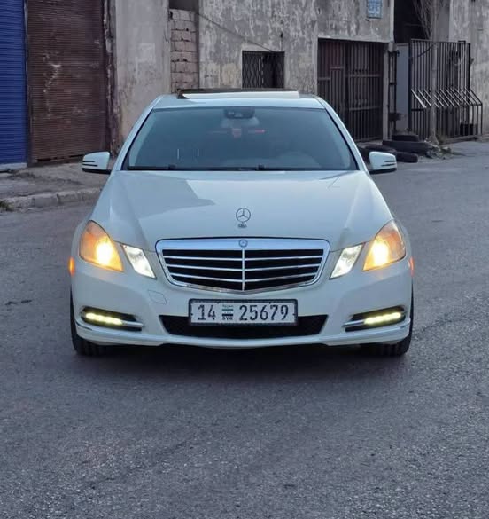 مرسيدس E350 2012 - صورة 1