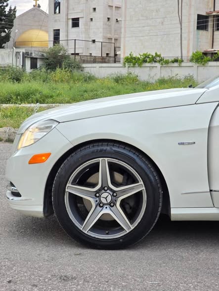 مرسيدس E350 2012 - صورة 4