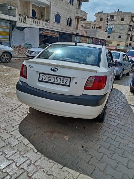 كيا ريو 2010 - صورة 4
