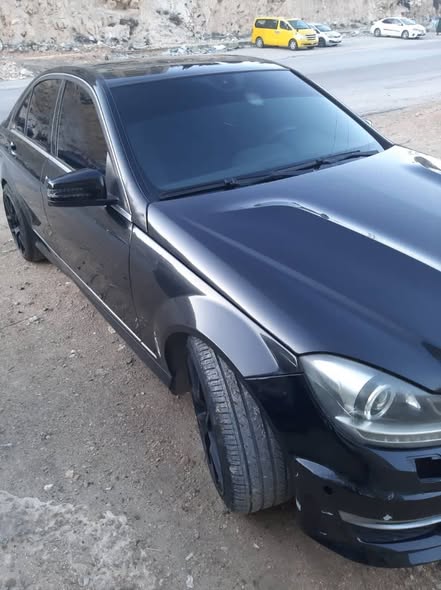 مرسيدس سي 300 2012 - صورة 3