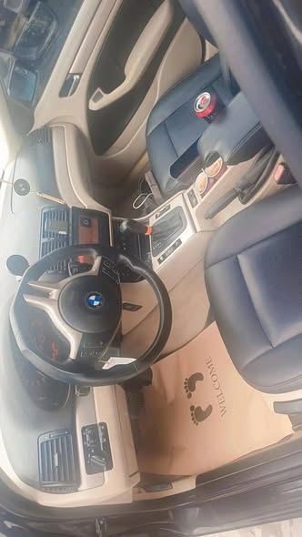 بي إم دبليو 3 Series 2001 - صورة 3