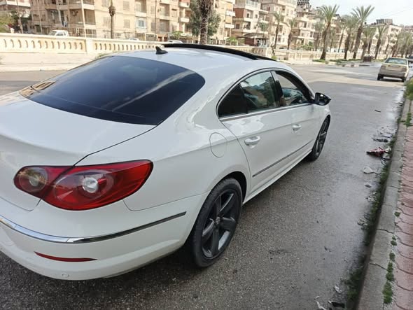 فولكس فاغن باسات CC 2010 - صورة 3