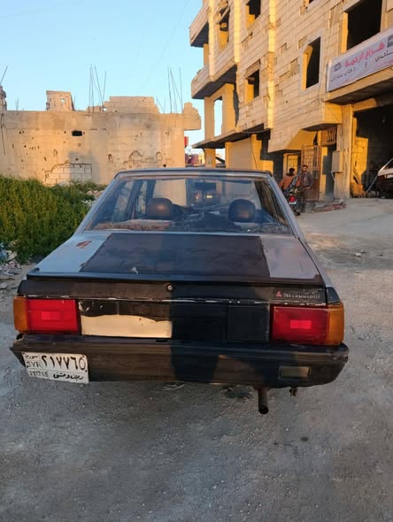 ميتسوبيشي لانسر 1983 - صورة 2