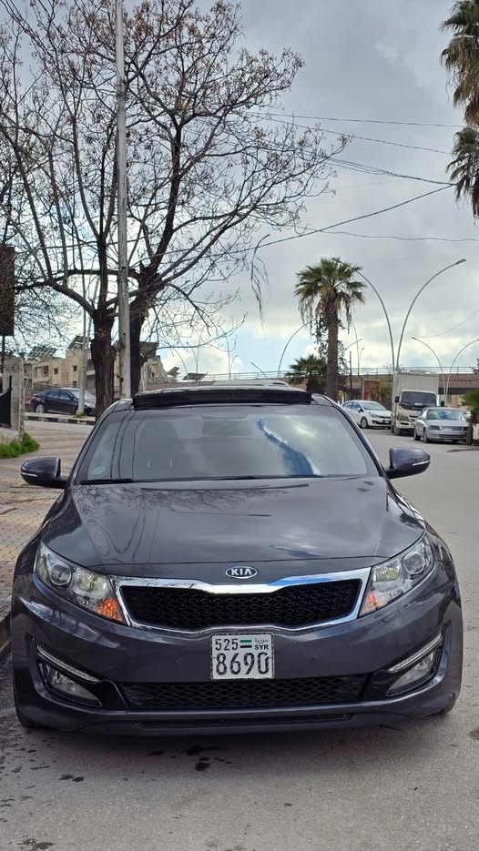 كيا K5 2012