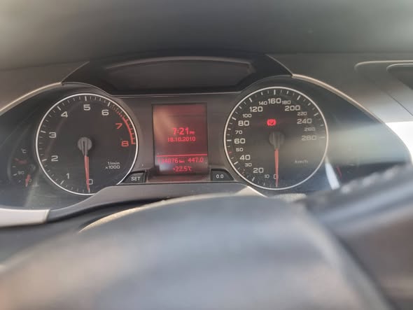 أودي A4 2011 - صورة 3