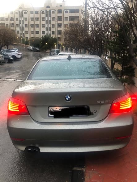 بي إم دبليو 525i 2007 - صورة 2