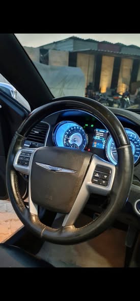 كرايسلر C300 2012 - صورة 5