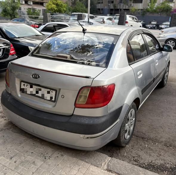 كيا ريو 2009 - صورة 2