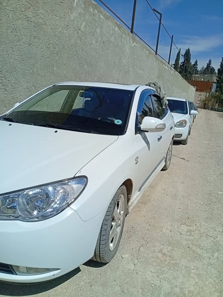 هونداي افانتي 2009 - صورة 5