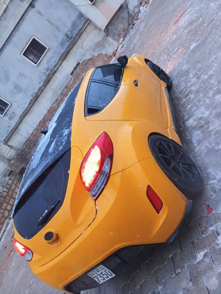 هيونداي فيلوستر 2012 - صورة 5