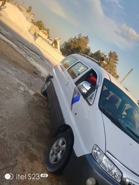 هيونداي H-1 2006 - صورة 2