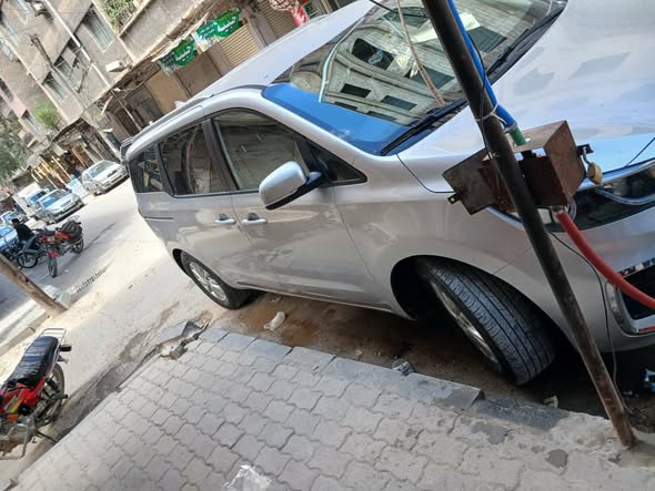 كيا سيدونا 2016 - صورة 3