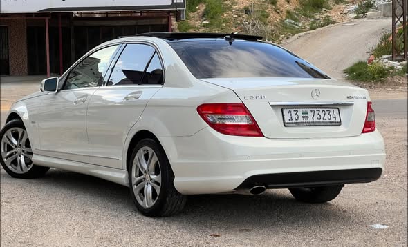 مرسيدس بنز C 200 2011 - صورة 2