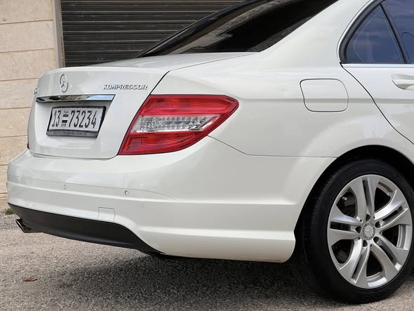 مرسيدس بنز C 200 2011 - صورة 3