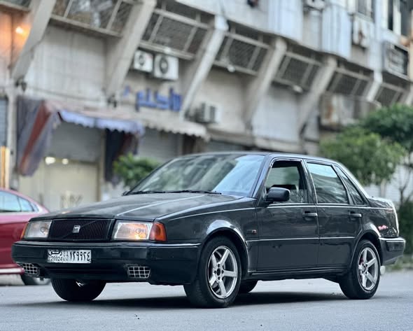 فولفو 460 1993 - صورة 2