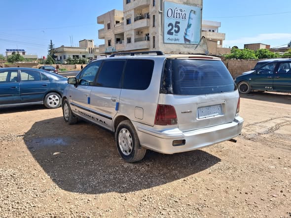 هوندا شاتل 1999 - صورة 2