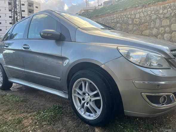 مرسيدس B150 2006 - صورة 3