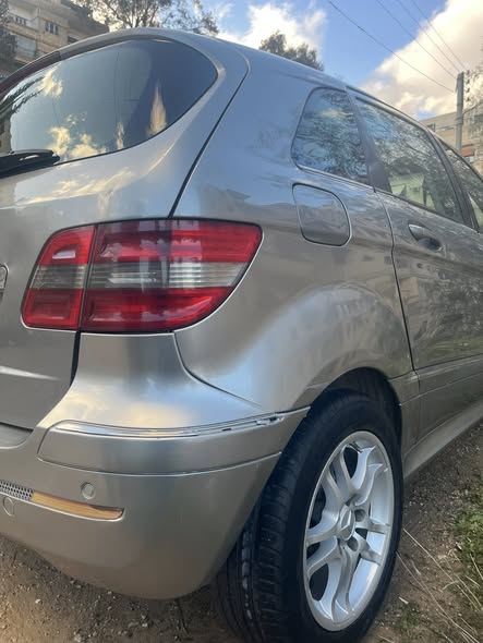 مرسيدس B150 2006 - صورة 5