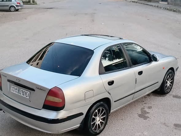 دايو نوبيرا 2001 - صورة 4