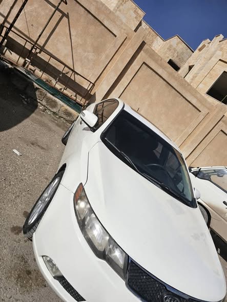 كيا فورتي 2010 - صورة 3