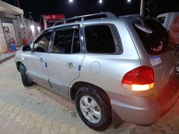 هيونداي سنتافية 2005 - صورة 1