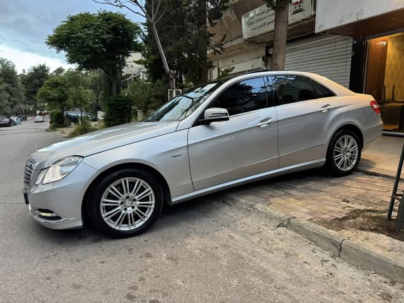 مرسيدس E-Class 2012 - صورة 2