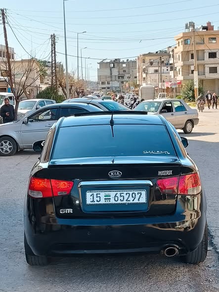 كيا سيراتو 2010 - صورة 5