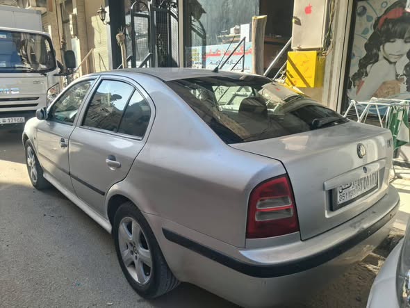 سكودا أوكتافيا 2009 - صورة 2
