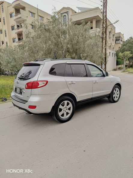 هيونداي سنتافي 2008 - صورة 4