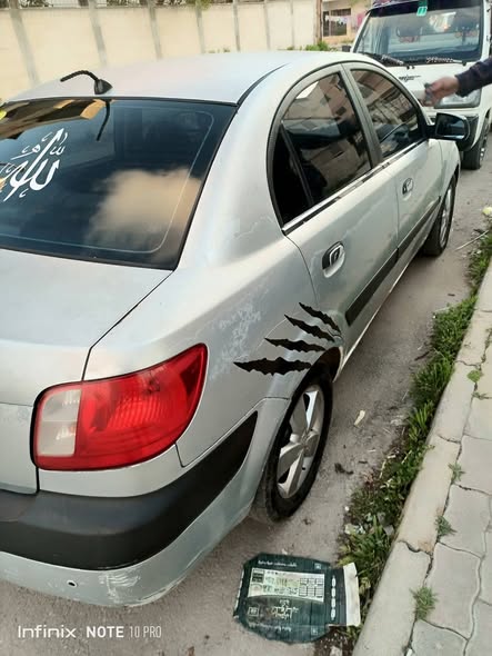 كيا ريو 2007 - صورة 3