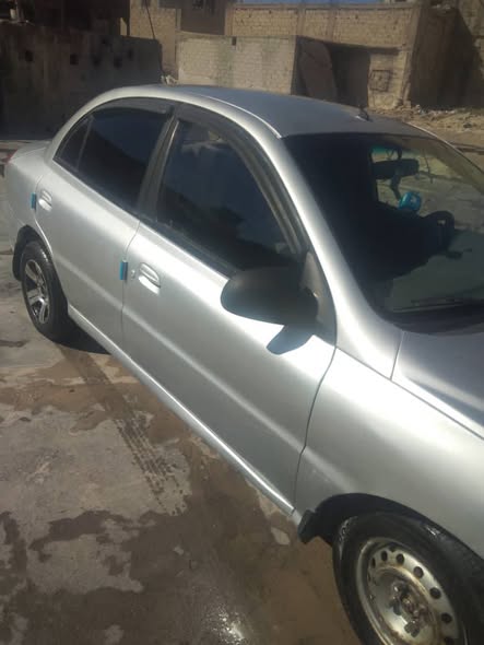 كيا ريو 2001 - صورة 1