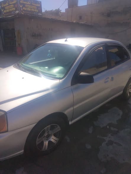 كيا ريو 2001 - صورة 3