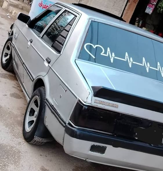 ميتسوبيشي لانسر 1983 - صورة 3