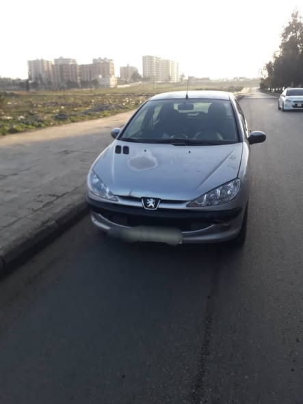 بيجو 206 2006 - صورة 2