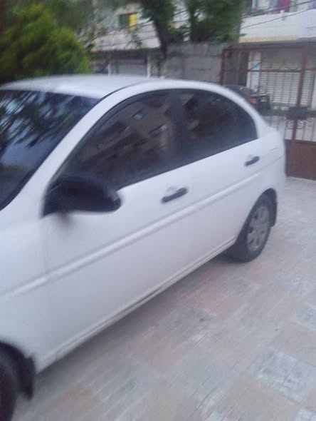 هيونداي فيرنا 2006 - صورة 4