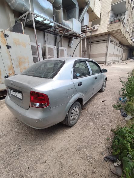 دايو كالوس 2004 - صورة 4