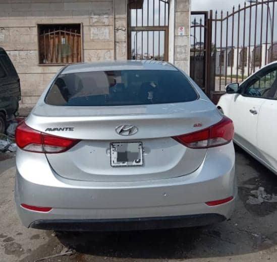 هيونداي أفانتي 2014 - صورة 3