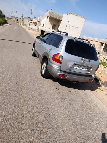 هيونداي سنتافي 2005 - صورة 3