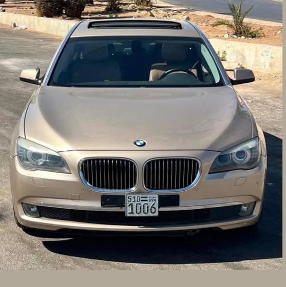 بي إم دبليو 730Li 2012 - صورة 3