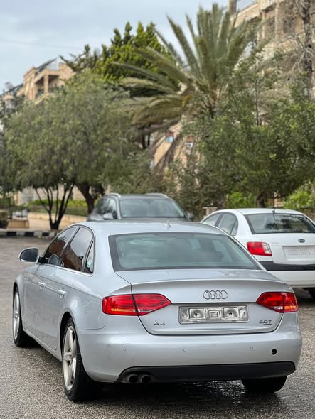 اودي A4 2009 - صورة 2