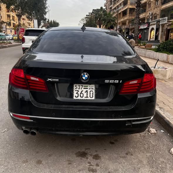 بي إم دبليو 528 2012 - صورة 5
