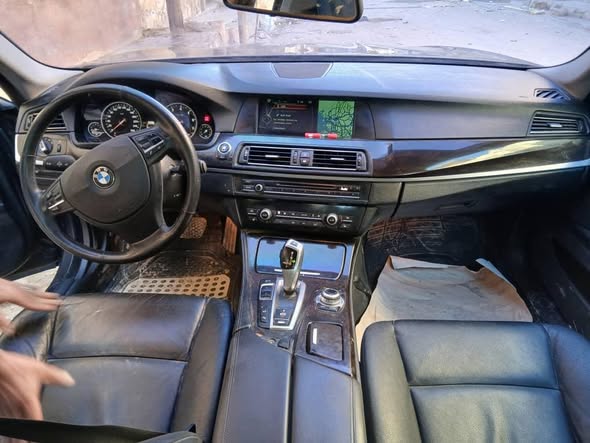 بي إم دبليو 328i 2013 - صورة 5